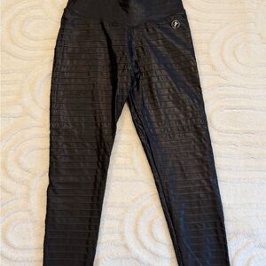 Abs2B Black Kitty-Kat Leggings